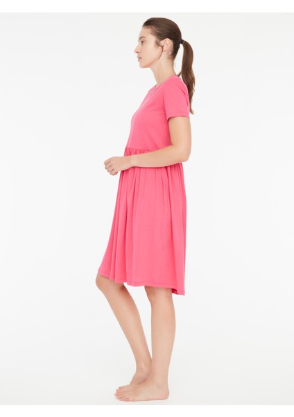 - Kadın Fuşya V Yaka Elbise