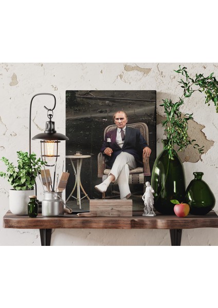 Başöğretmen Mustafa Kemal Atatürk Portre Dekoratif Dikey Kanvas Tablo fiyatları