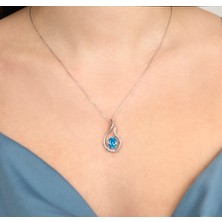 Gizzaro 0.03  Pırlanta Mavi Topaz Kolye Gmy069