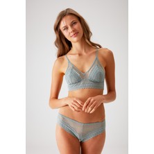 Pierre Cardin Mint Yeşili 4834 Tül Detaylı Balensiz Üçgen Bralet Sütyen ve Brazilian / Iç Çamaşır Takımı