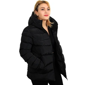 Kadın Siyah Kapüşonlu Astarlı Su Geçirmez Rüzgara Dayanıklı Şişme Mont & Kaban & Parka