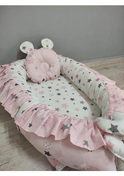 Babynest Sepeti Pembe Ay Yıldız ve Pembe Gökyüzü Orijinal Fırfırlı Babynest, Ortopedik Yastık