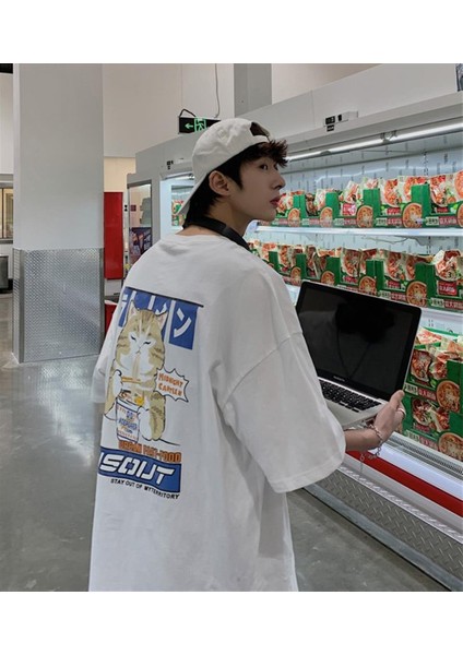 Priatinker Cat Sırt Baskılı Beyaz Oversize T-Shirt modelleri