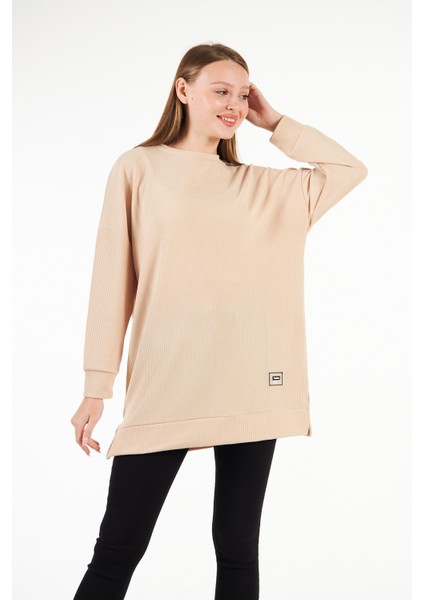 Kadın Camel Tunik Fitilli Tiril Kumaş Yırtmaçlı Tunik Armalı Oversize Tunik