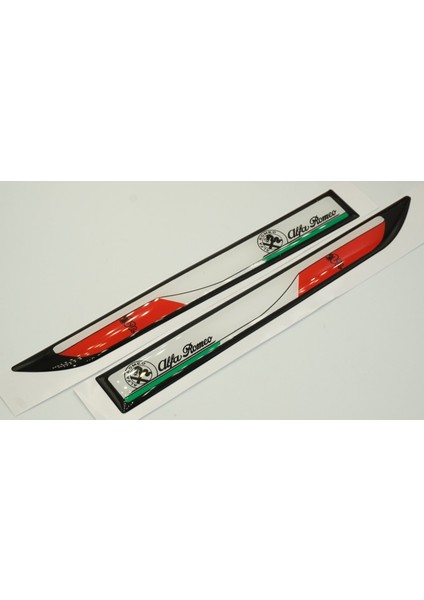 Alfa Romeo Giulia Yan Aynalar ve Çamurluk Yanı Damla Desen Bıçak Logo Arma Seti modelleri