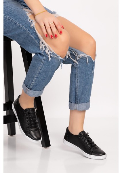 ARTI ARTI AYAKKABI Kadın Deri Ortopedik Siyah Sneaker Ayakkabı