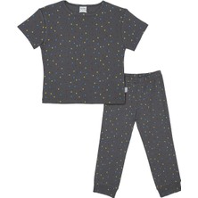 Antebies Organik Antrasit Puantiyeli Gece Işıkları Desenli Beli Lastikli Kısa Kollu Erkek Çocuk Pijama Takımı