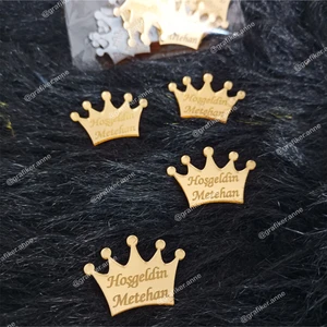 Grafiker Anne Pleksi Etiket