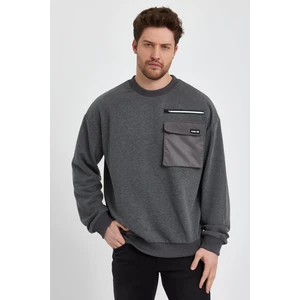 Alexander Gardi Cep Detaylı SWEATSHİRT