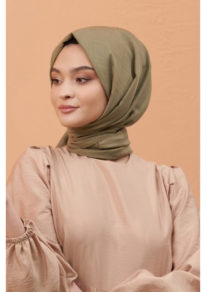 Çağla Loryan Scarf Tuana Şal