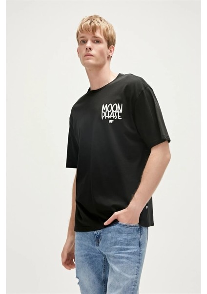 MOON PHASE T-SHIRT SİYAH Erkek T-Shirt 23.01.07.030-C01 fiyatları