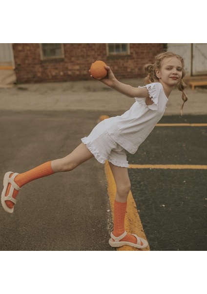 Beyaz Jakar Fırfırlı Şortlu Pijama Takımı