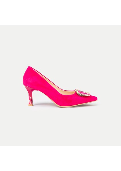 Önü Toka Detaylı Süet Stiletto