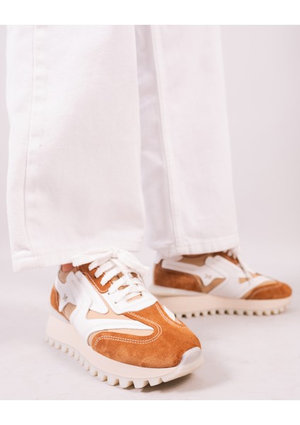 Numara Detaylı Sneaker