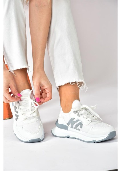 Beyaz Kumaş Kalın Tabanlı Spor Ayakkabı Sneakers P973516904 modelleri