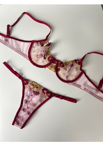 Kadın Seksi Fantezi Dantel Çiçek Detaylı Tasarım Takım Iç Çamaşır Takımı