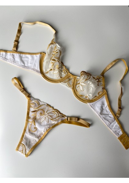 Kadın Seksi Fantezi Dantel Çiçek Detaylı Tasarım Takım Iç Çamaşır Takımı