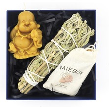 Mie Box Enerji  ve Mutlu Buda Seti: Palo Santo Tütsü - Balmumu Buda Mum - Adaçayı Tütsü Demeti