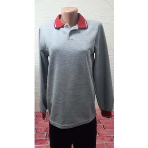 Gri Kolları ve Yakası Kırmızı ve Gri Çizgili Önü Yarım Düğmeli Sweatshirt