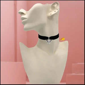Siyah Renk Kadife Kadın Albatros Kuşu Choker Tasma Kolye