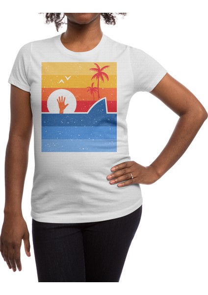 Retro Minimalist Attack Shark Beyaz Spor Tişört