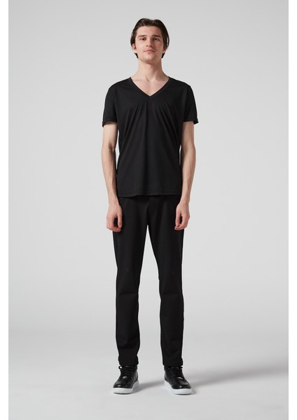 V Yaka Erkek T-Shirt