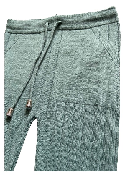 Beli Bağcıklı Çift Cepli Fitilli Triko Pantolon fırsatları