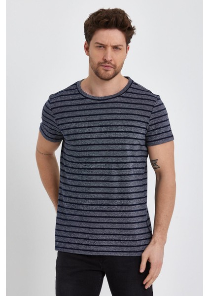 Çizgili Bisiklet Yaka T-Shirt (138281) fiyatları