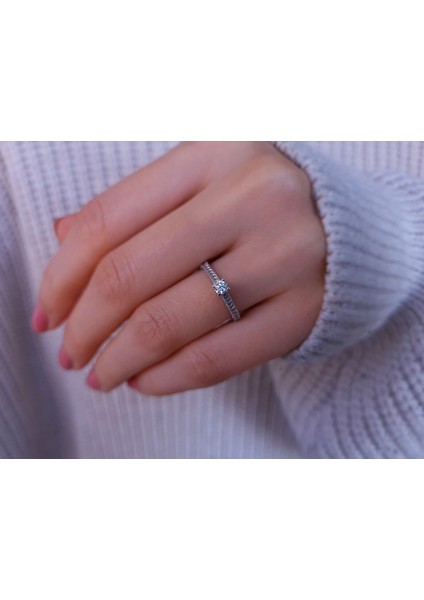 G Renk 0,17 Karat Pırlanta Tektaş Yüzük 0407R0112 fırsatları