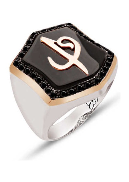 Gümüş Oniks Taş Üstü Elif Vav Temalı Siyah Zirkon Taş İşlemeli Yüzük