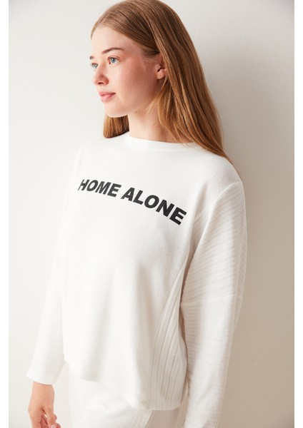 Beyaz Home Alone Termal Pantolon Pijama Takımı