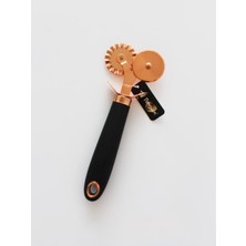 Seotoptan Penguen Bakır Siyah Saplı Hamur Kesici