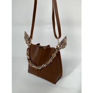 Kadın Kahve Taba Fularlı Zincir Aksesuarlı Yumuşak Deri 3 Bölmeli El Kol Omuz Çantası Kadın Hediye