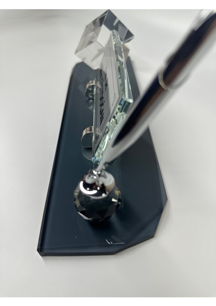 Masa Isimliği Doktor Mesleğine Özel Küp Logolu ve Kalem Aksesuarlı indirimleri