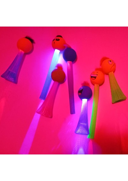 3 Renk Işıkla Fırlayan Suratlar Bas Fırlat Zıp Zıp Oyuncak Emoji Toplar Süper Zevkli Işık Show fırsatları