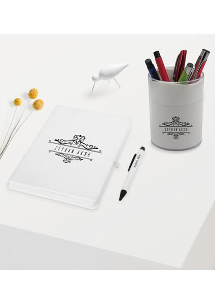 Gift Kişiye Özel Isimli Beyaz Defter Kalem ve Kalemlik Hediye Seti - Model 8