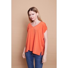 Jument Likralı Krep Kumaş V Yaka Salaş Yanı Yırtmaçlı Oversize Bluz-Oranj10