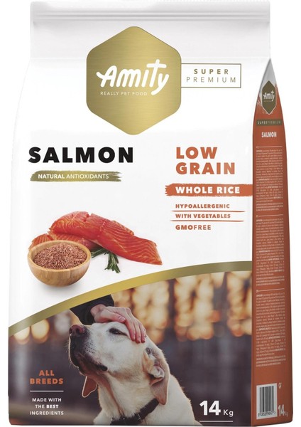 Super Premium Az Tahıllı Somonlu Yetişkin Köpek Maması 14 Kg