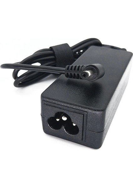 Asus Uyumlu 19V 2.1A - 2.5x0.7mm