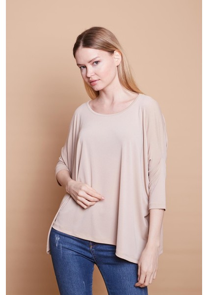 Likralı Krep Kumaş Geniş Sıfır Yaka Kapri Truvakar Kol Yanı Yırtmaçlı Salaş Oversize Bluz-Bej modelleri