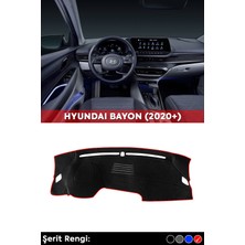 Tegin Hyundaı Bayon (2020+) 3D Torpido Koruma Kılıfı - Ön Göğüs Panel Kaplama - Kırmızı Şerit