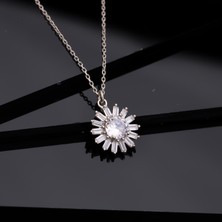 Miavi Silver 925 Ayar Gümüş Baget Taşlı Papatya Gümüş Kolye