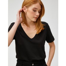 Koton Basic Tişört V Yaka Kısa Kollu