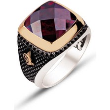 Amberkan Gümüş Üstü Kırmızı Fasetli Taşlı ve Kenarları Osmanlı Tuğralı İşlemeli Yüzük