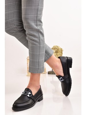 ModaOnn   Kadın Laofer Siyah Zincir Detaylı Günlük Babet Ayakkabı