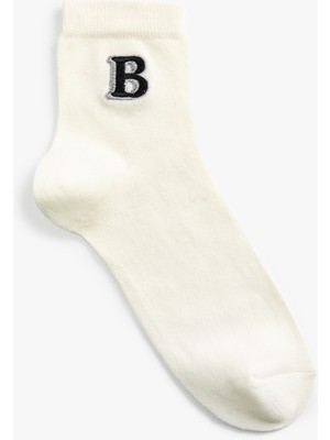 Koton Kolej Işlemeli Soket Çorap