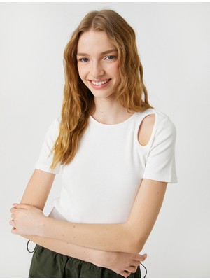 Koton Kısa Kollu Tişört Bisiklet Yaka Cut Out Detaylı Pamuklu