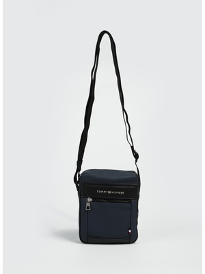 Tommy Hilfiger 20X17X6 Lacivert Erkek Fermuarlı Postacı Çantası Th Casual Mını Reporter