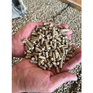 Çam Peleti %100 (25 kg)