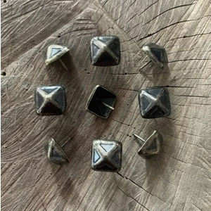 Kabara Raptiye Koltuk Çivisi Kare Antik Rustik Renk Çapı 20MM 100ADET